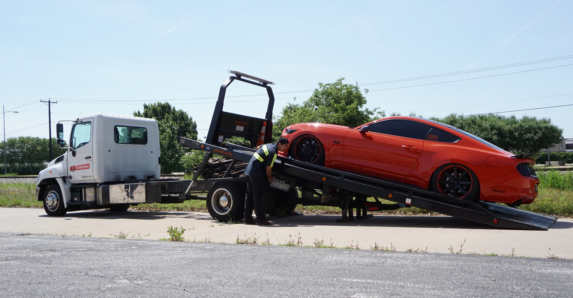 Emergency towing Riyadh